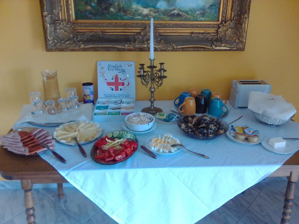Kristaly Apartman Bed & Breakfast Hévíz Екстериор снимка