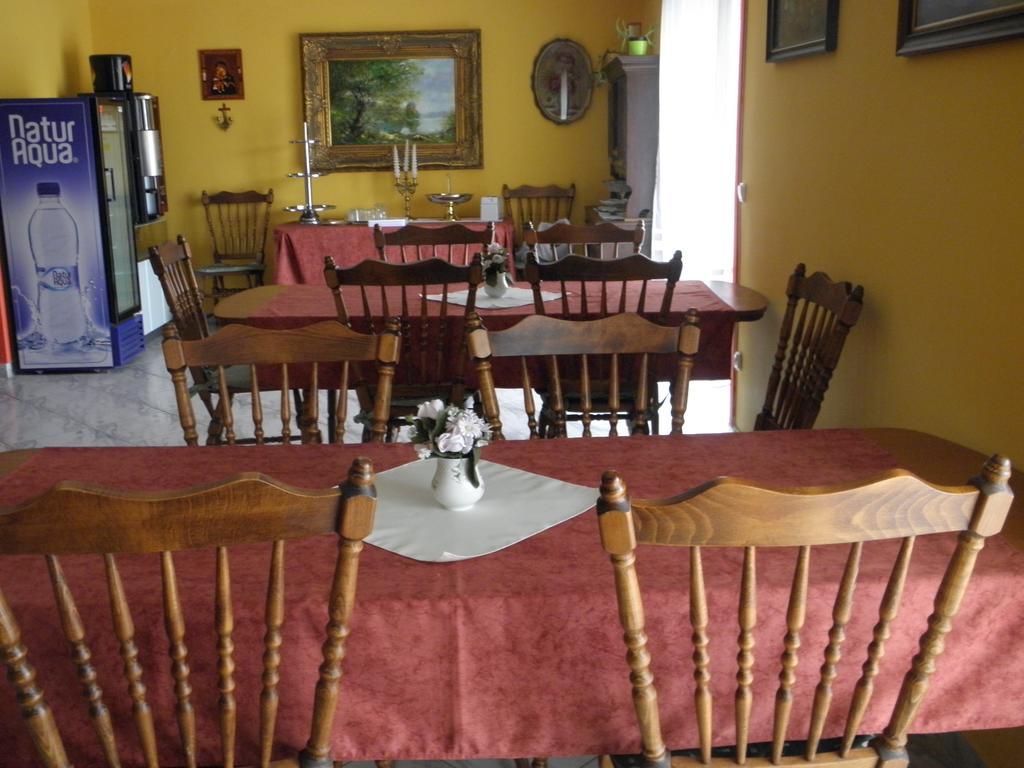 Kristaly Apartman Bed & Breakfast Hévíz Екстериор снимка