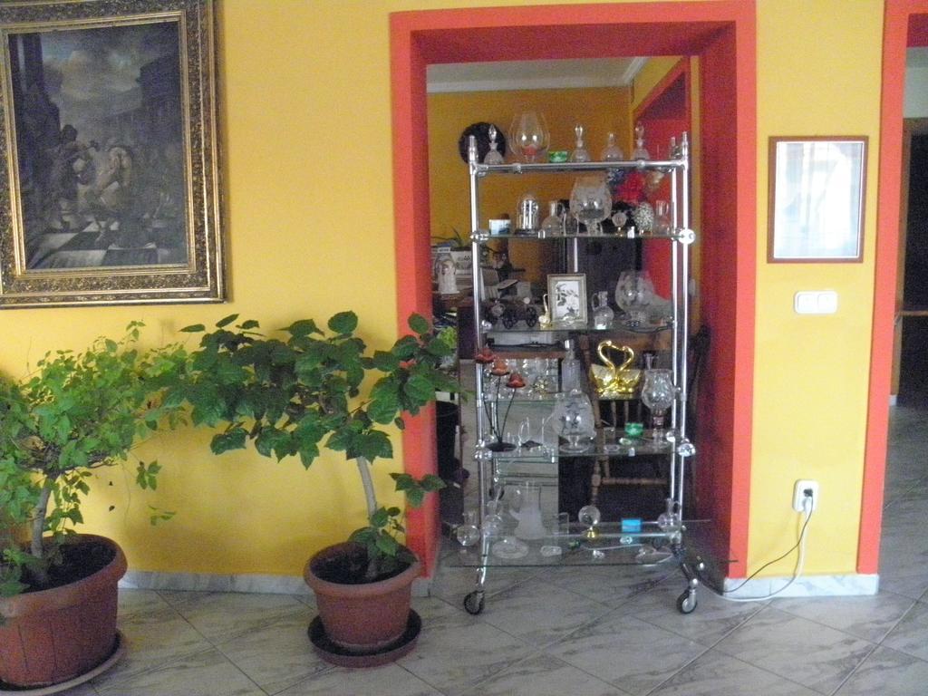 Kristaly Apartman Bed & Breakfast Hévíz Екстериор снимка