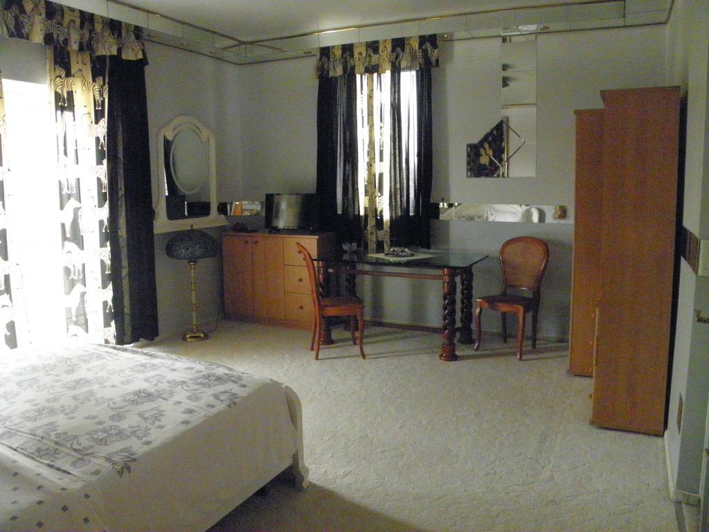 Kristaly Apartman Bed & Breakfast Hévíz Екстериор снимка
